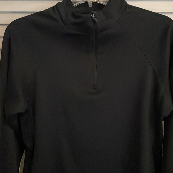 ROAD RUNNER Black Long Sleeve Zipper Pullover, Size Medium - Picture 4 of 6